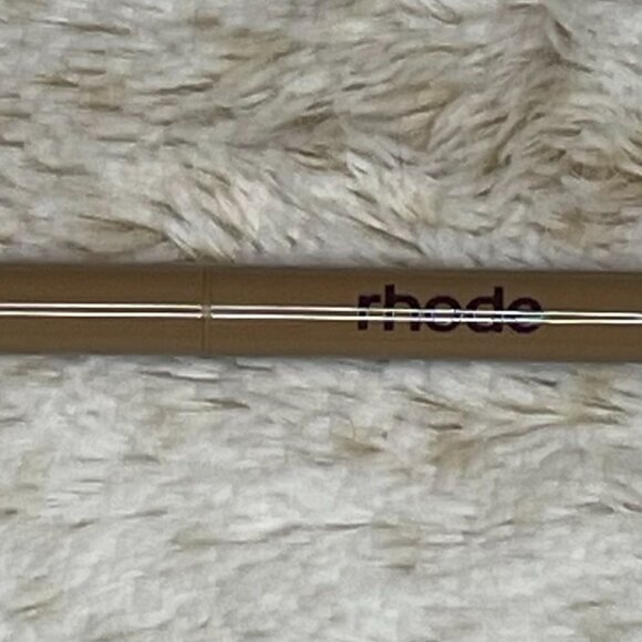 Rhode Peptide infused Lip Shape in Press - New in Box - Picture 2 of 3